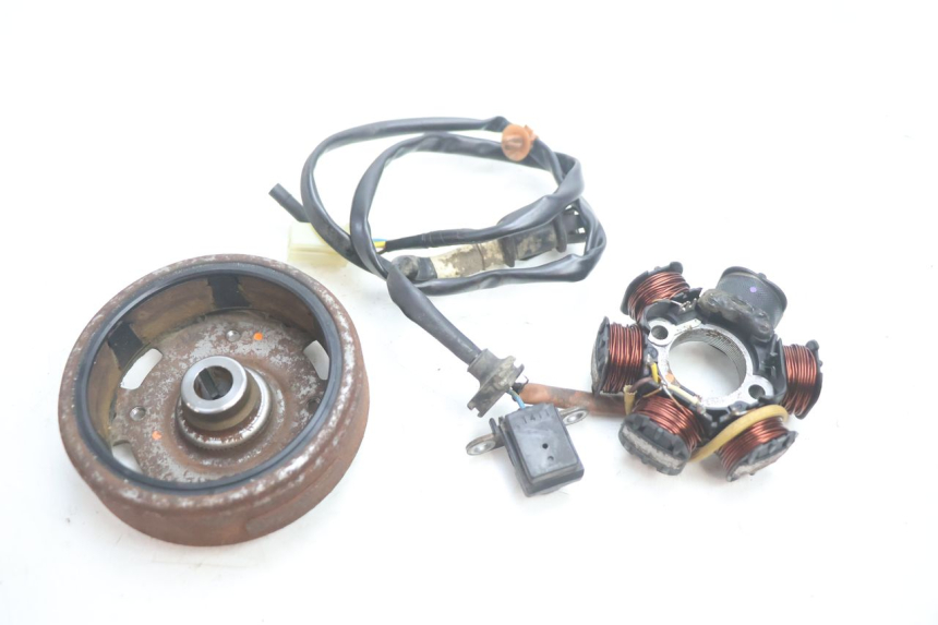 photo de ROTOR STATOR PEUGEOT VIVACITY 50 (1998 - 2003) - Component detail