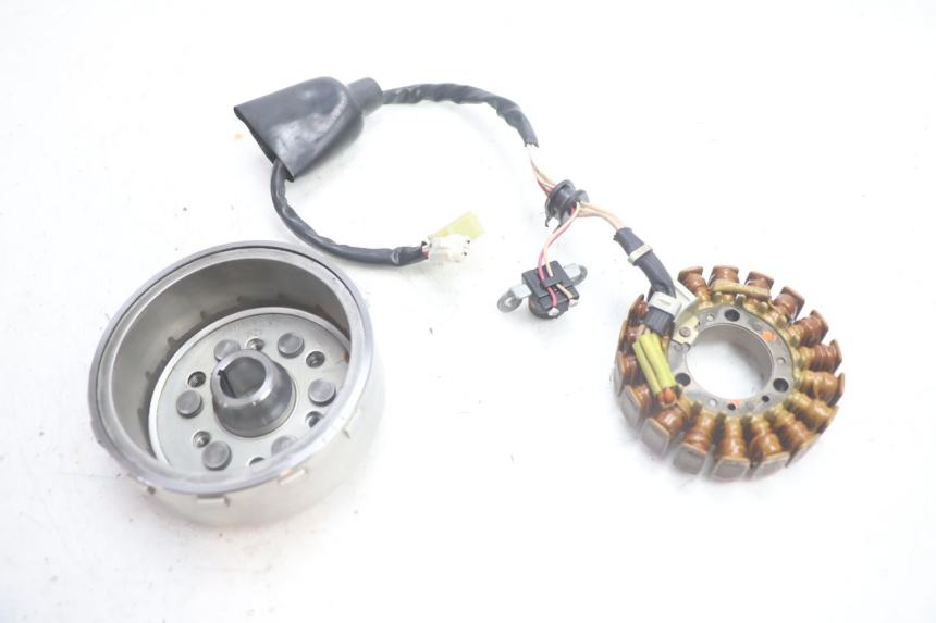 photo de ROTOR STATOR YAMAHA XMAX X-MAX 125 (2006 - 2009) - Component detail