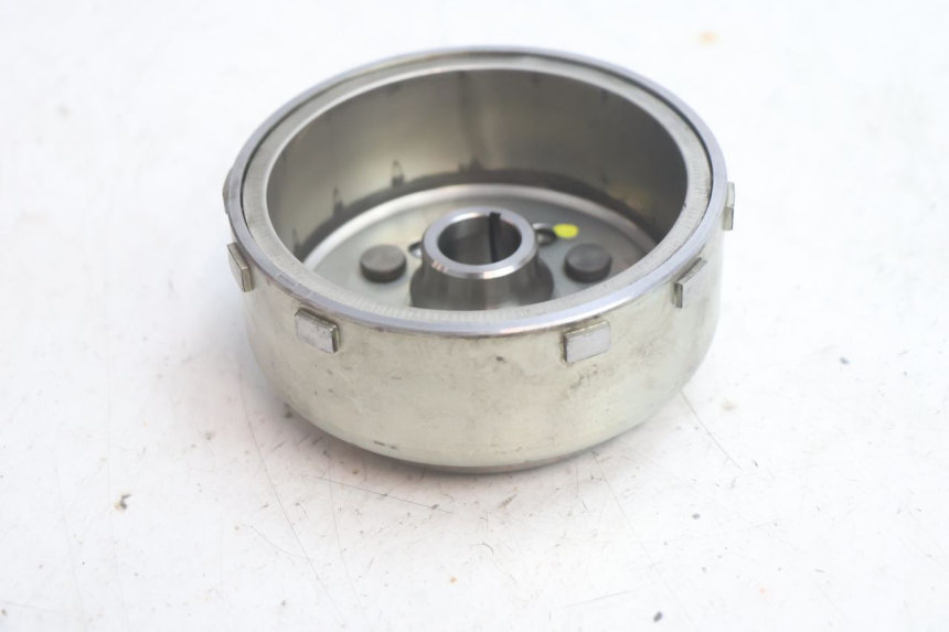 photo de ROTOR STATOR YAMAHA X-MAX XMAX 125 (2010 - 2013) - High-resolution close-up
