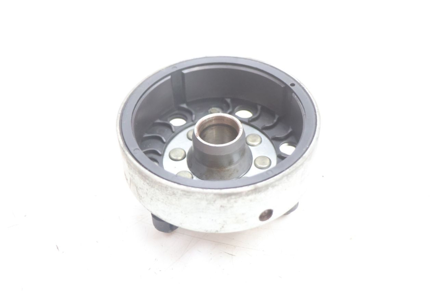 photo de ROTOR STATOR PIAGGIO X9 EVOLUTION 125 (2003 - 2007) - Additional view of the item