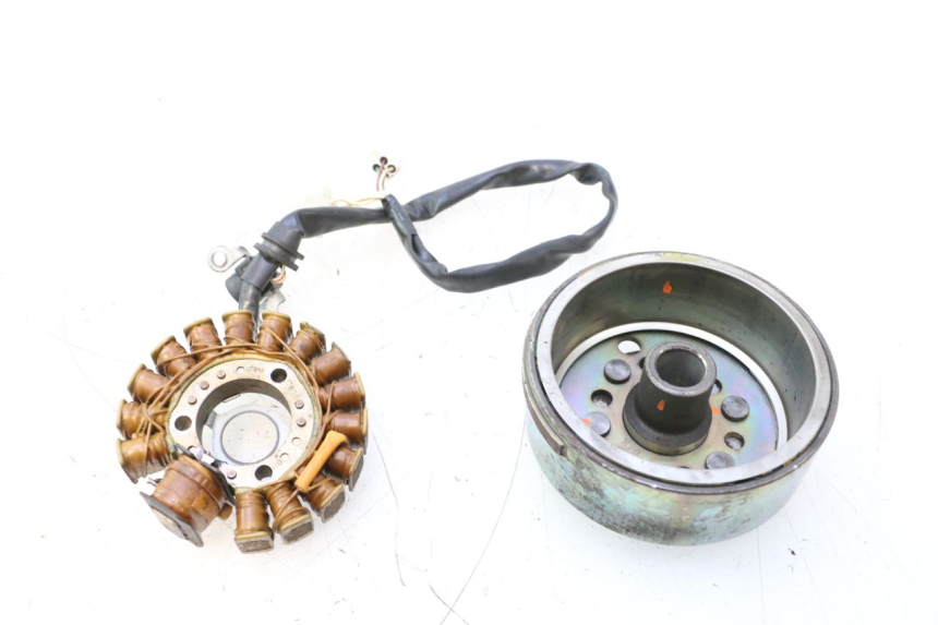 photo de ROTOR STATOR YAMAHA YP MAJESTY 125 (1998 - 2001) - Component detail