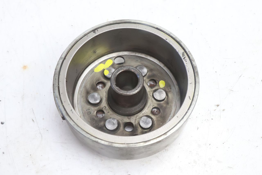 photo de ROTOR STATOR YAMAHA YP MAJESTY 125 (2007 - 2010) - Alternative perspective