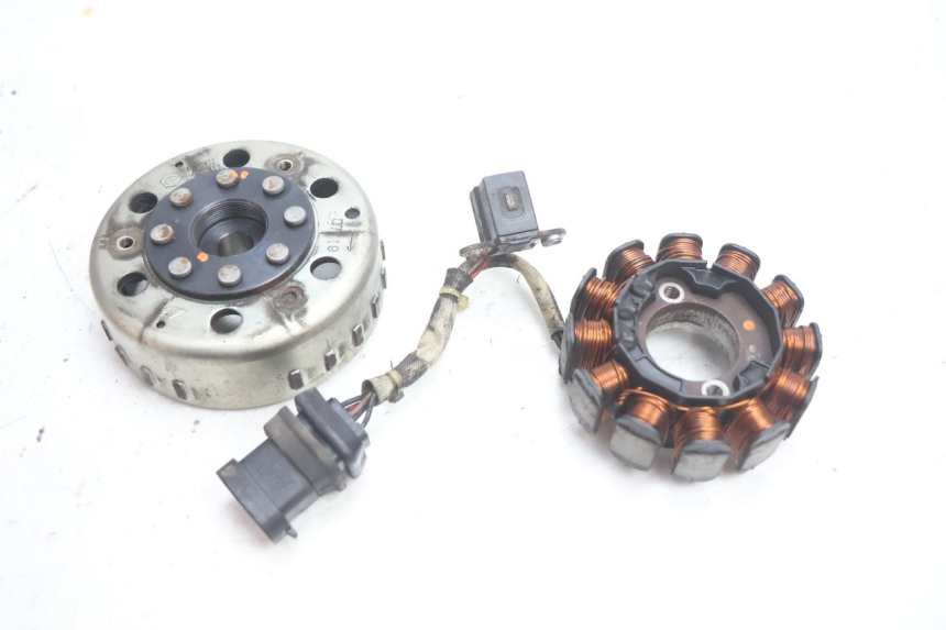 photo de ROTOR STATOR PIAGGIO ZIP 4T 50 (2018 - 2020) - Main view