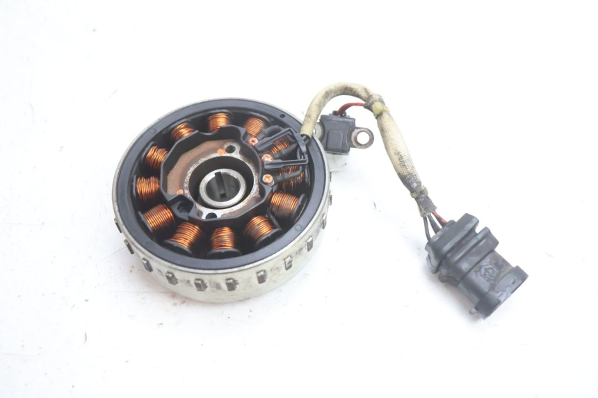 photo de ROTOR STATOR PIAGGIO ZIP 4T 50 (2018 - 2020) - Alternative perspective