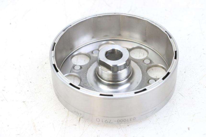 photo de ROTOR SUZUKI GSR 750 (2011 - 2017) - Zoom on usage condition