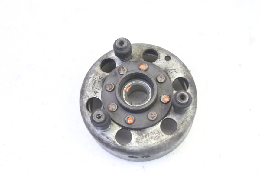 photo de ROTOR PIAGGIO XEVO - X EVO 125 (2007 - 2017) - Component detail