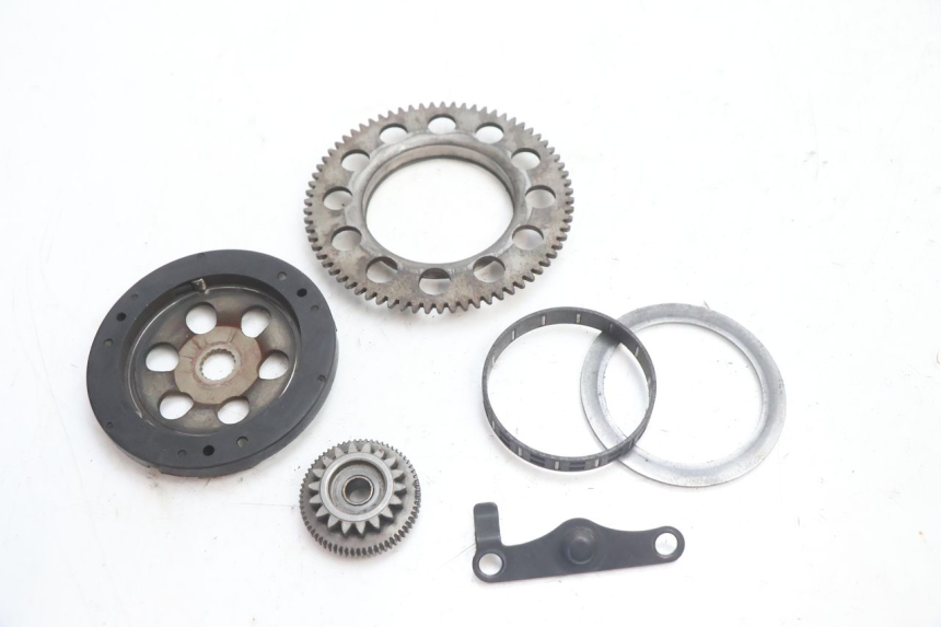 photo de STARTER CLUTCH MBK BOOSTER SPIRIT 50 (1996 - 1999) - Technical close-up