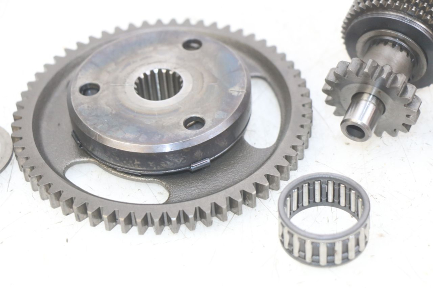 photo de STARTER CLUTCH SUZUKI BURGMAN 650 (2002 - 2004) - Technical close-up