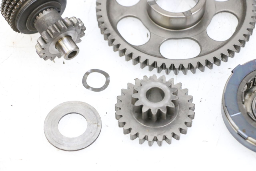 photo de STARTER CLUTCH SUZUKI BURGMAN EXECUTIVE ABS 650 (2006 - 2012) - Surface and material condition