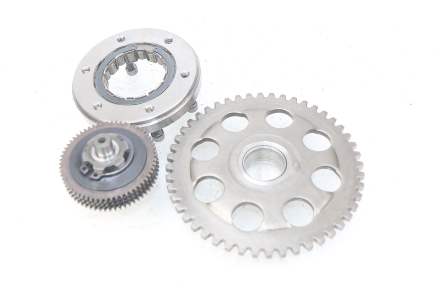 photo de STARTER CLUTCH PEUGEOT GEOPOLIS 400 (2007 - 2013) - Zoom on usage condition