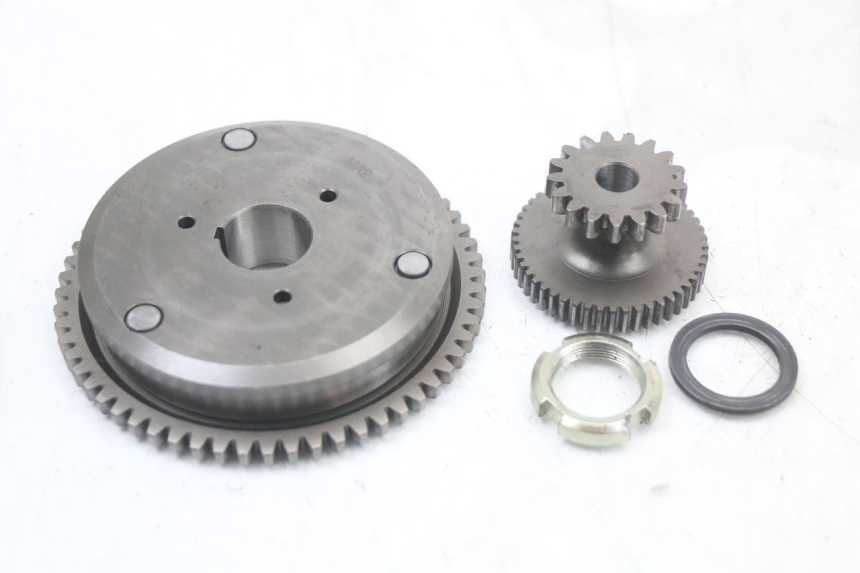 photo de STARTER CLUTCH PEUGEOT BELVILLE 125 (2017 - 2021) - Alternative perspective