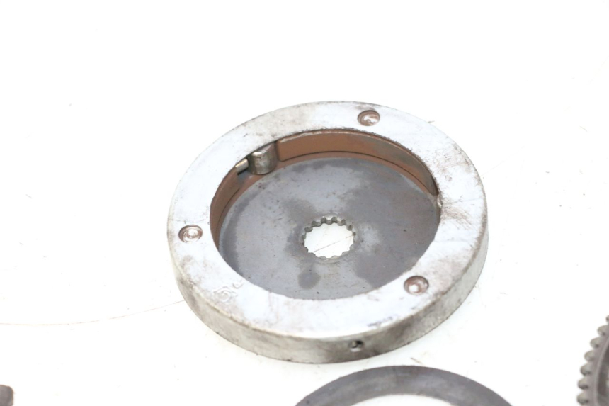 photo de STARTER CLUTCH KEEWAY RY6 2T 50 (2011 - 2019) - Technical close-up