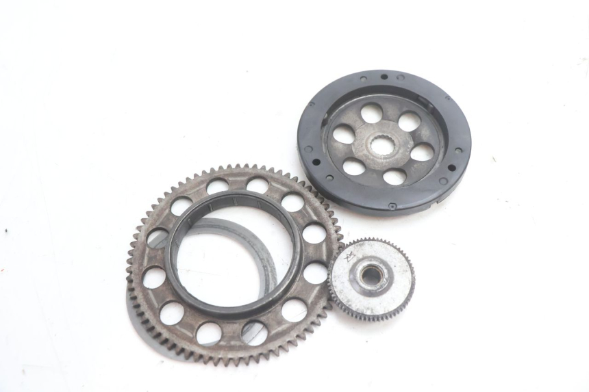 photo de STARTER CLUTCH MBK STUNT NAKED 50 (2004 - 2018) - Alternative perspective