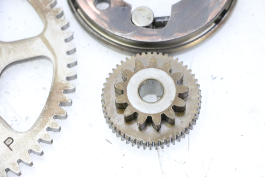 photo de STARTER CLUTCH YAMAHA X-MAX XMAX 125 (2010 - 2013) - Fixing points details