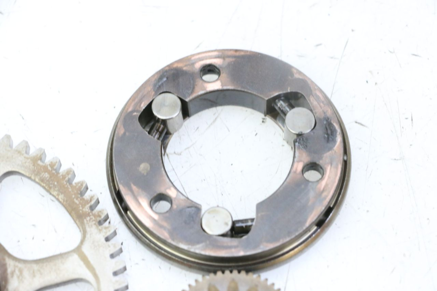 photo de STARTER CLUTCH YAMAHA X-MAX XMAX 125 (2010 - 2013) - Surface and material condition