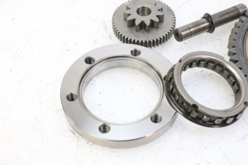 photo de STARTER CLUTCH YAMAHA X-MAX XMAX 250 (2006 - 2009) - Technical close-up