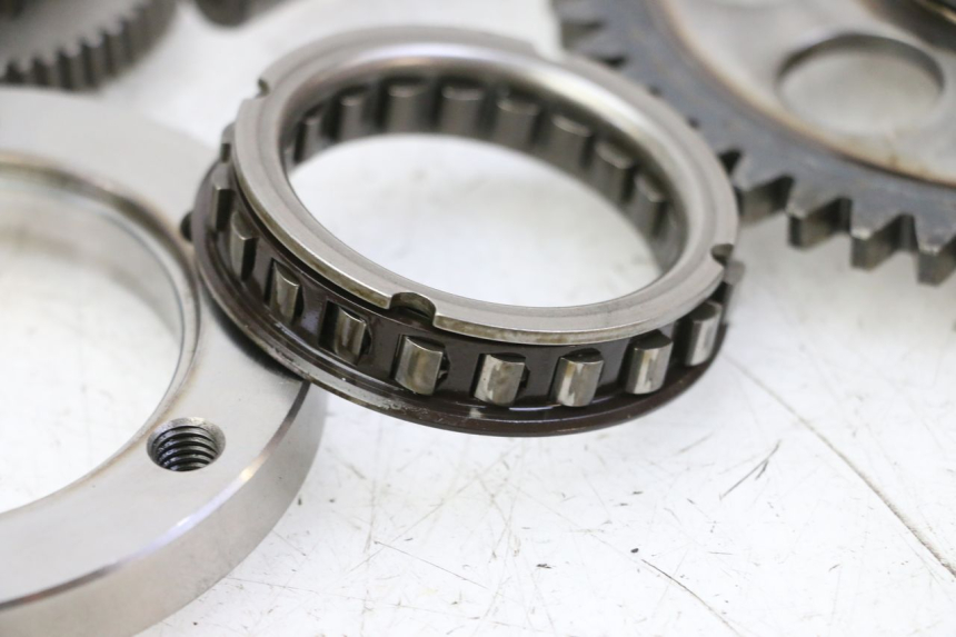 photo de STARTER CLUTCH YAMAHA X-MAX XMAX 250 (2006 - 2009) - Surface and material condition