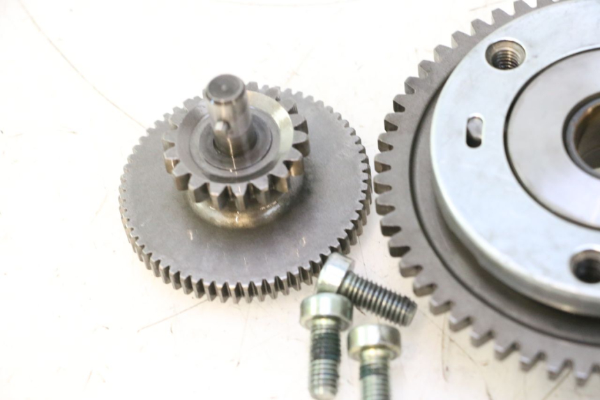 photo de STARTER CLUTCH SMC XROAD 150 - Technical close-up