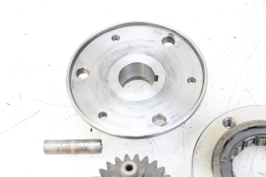 photo de STARTER CLUTCH YAMAHA FZS FAZER 600 (2001 - 2003) - Checked used part