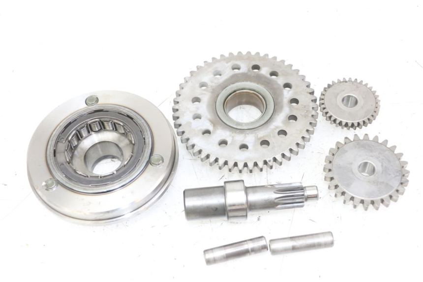 photo de STARTER CLUTCH YAMAHA FZS FAZER 600 (2001 - 2003) - Technical close-up