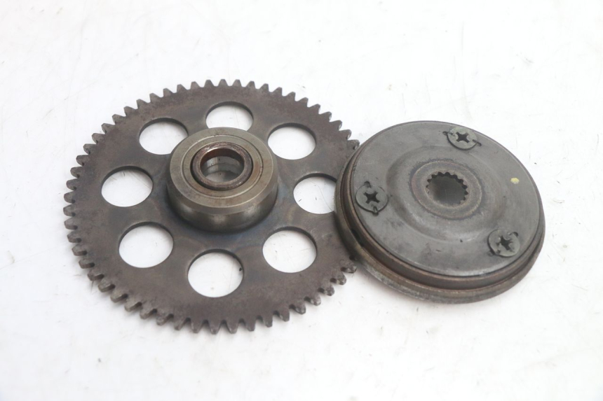 photo de STARTER CLUTCH YAMAHA YP MAJESTY 125 (1998 - 2001) - Alternative perspective