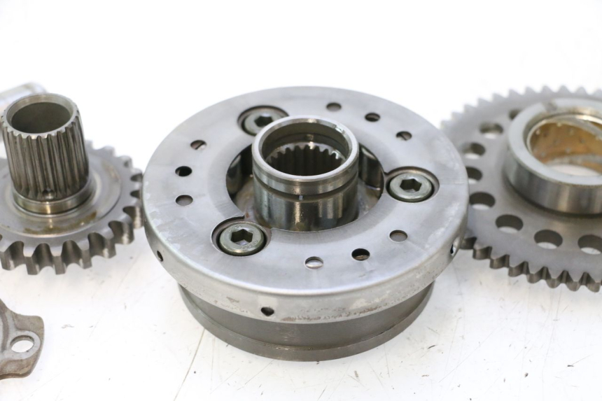 photo de STARTER CLUTCH YAMAHA YZF R GENESIS 750 (1993 - 1998) - Additional view of the item