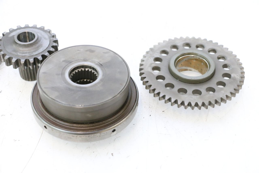 photo de STARTER CLUTCH YAMAHA YZF R GENESIS 750 (1993 - 1998) - Technical close-up