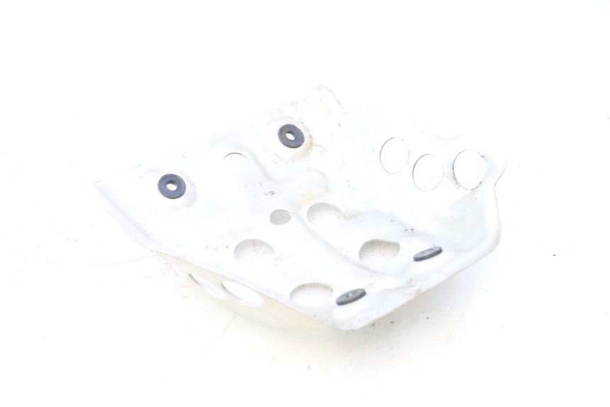 photo de BELLY PAN SUZUKI DR S 600 (1985 - 1989) - Additional view of the item