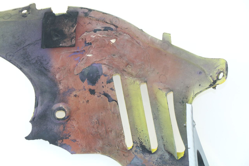 photo de BELLY PAN SUZUKI GSXF GSX F 600 (1988 - 1997) - Fixing points details