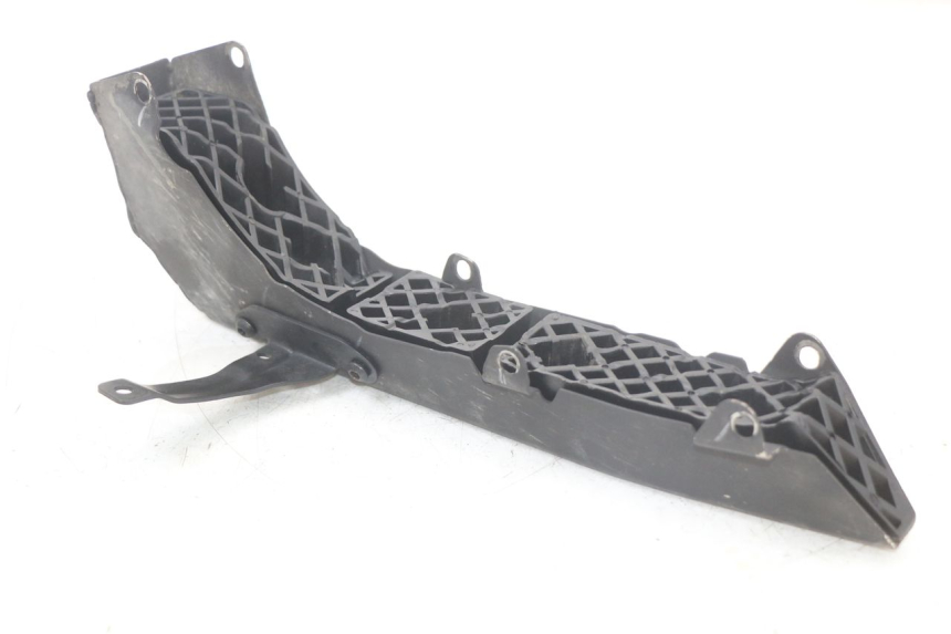 photo de BELLY PAN HUSQVARNA SVARTPILEN 401 (2018 - 2023) - Alternative perspective