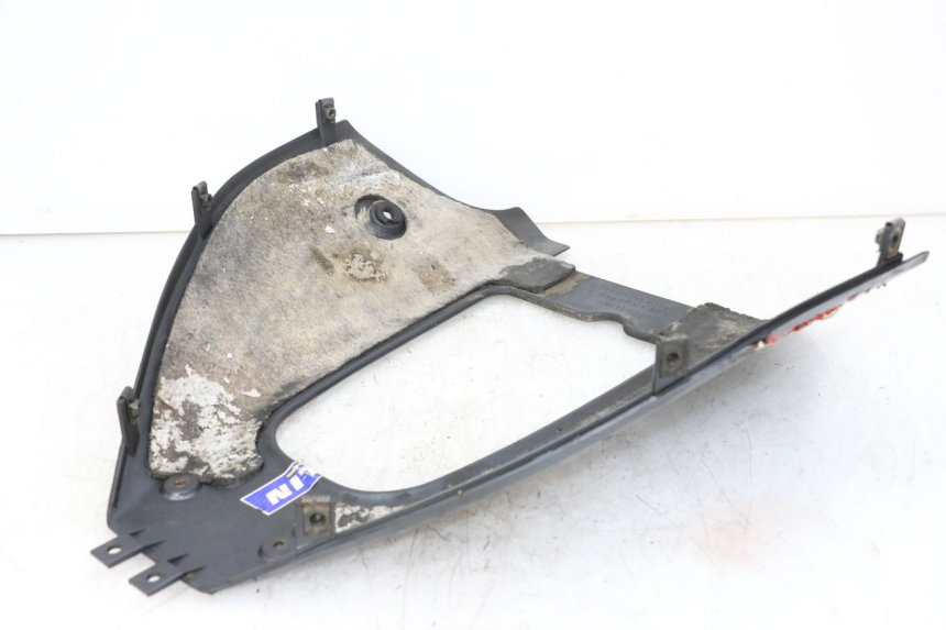 photo de BELLY PAN KAWASAKI GTR 1000 (1994 - 2004) - Fixing points details