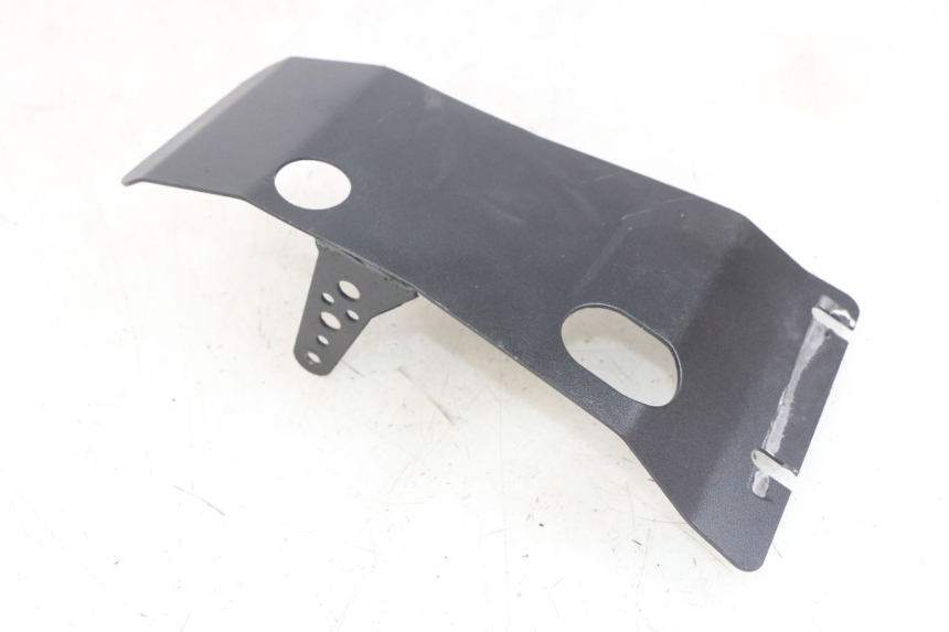 photo de ENGINE GUARD YCF R-START 125 - Alternative perspective