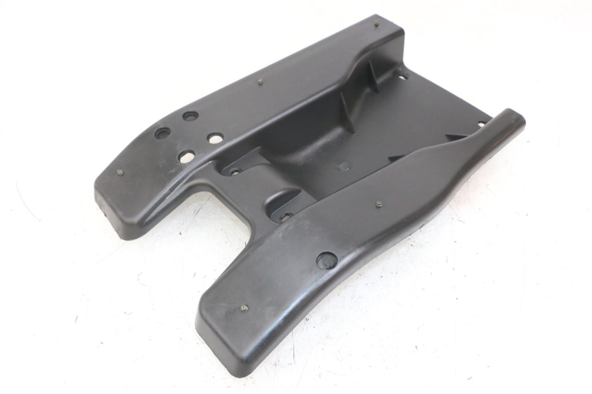 photo de ENGINE GUARD HYTRACK ST 170 (2020 - 2024) - Zoom on usage condition