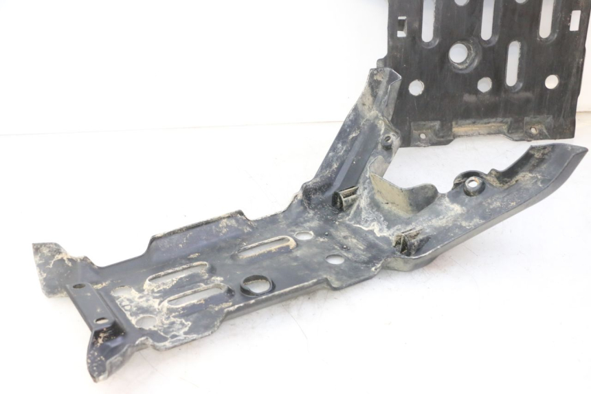 photo de BELLY PAN YAMAHA YFM GRIZZLY 550 (2008 - 2015) - Fixing points details