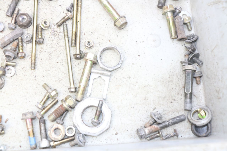 photo de SCREW FASTENER BAG KYMCO AGILITY 4T 50 (2005 - 2018) - Zoom on usage condition