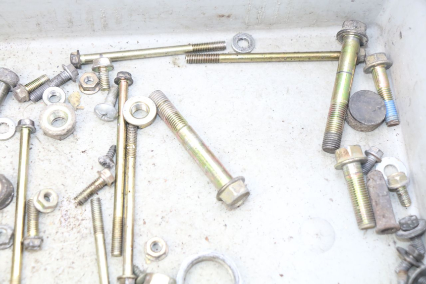 photo de SCREW FASTENER BAG KYMCO AGILITY 4T 50 (2005 - 2018) - Alternative perspective