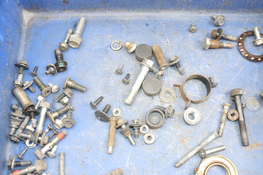 photo de SCREW FASTENER BAG KYMCO AGILITY 4T 50 (2018 - 2022) - Alternative perspective