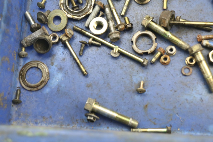 photo de SCREWS BAG KYMCO AGILITY 125 (2005 - 2010) - Alternative perspective