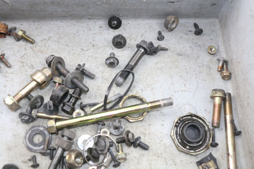 photo de SCREWS BAG KYMCO AGILITY FR 2T 50 (2012 - 2017) - Zoom on usage condition