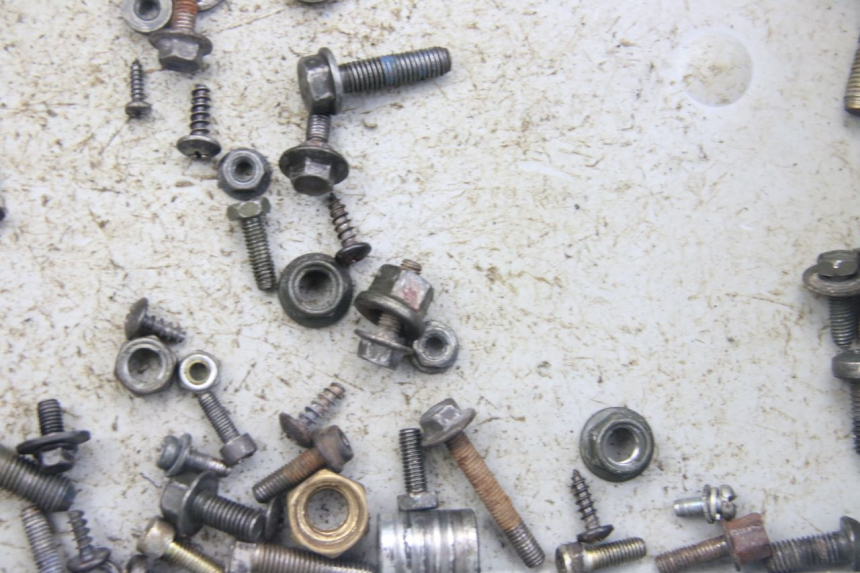 photo de SCREWS BAG MBK BOOSTER NEXT GENERATION 50 (2004 - 2007) - Zoom on usage condition