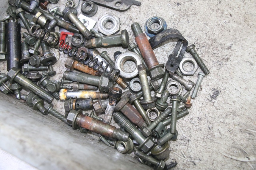 photo de SCREW FASTENER BAG TNT MOTOR BOSTON 4T 50 (2018 - 2025) - Zoom on usage condition