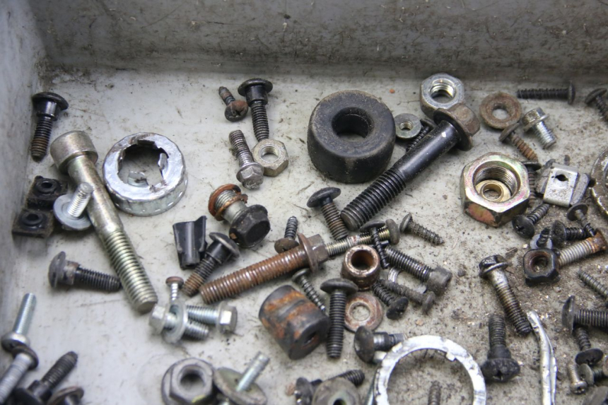 photo de SCREW FASTENER BAG DERBI BOULEVARD 50 (2009 - 2006) - Product overview