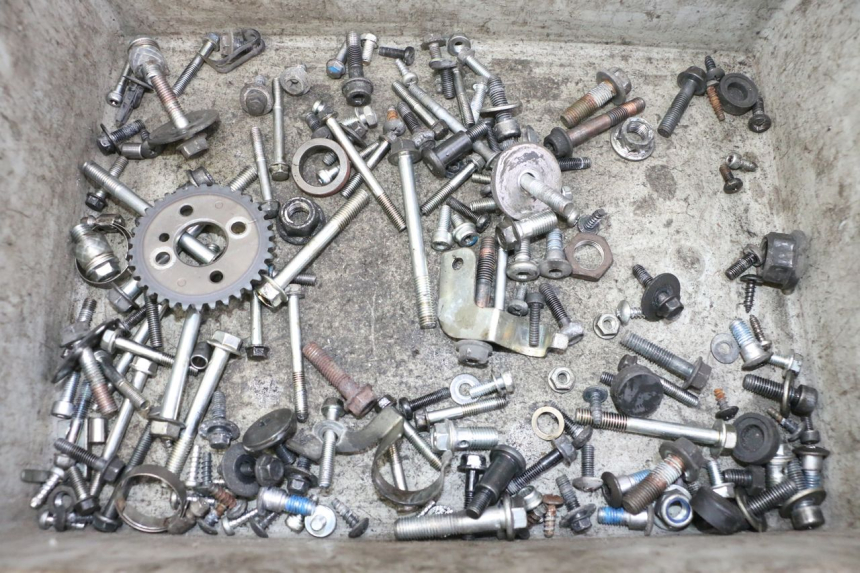 photo de SCREW FASTENER BAG SUZUKI BURGMAN 125 (2007 - 2014) - Main view