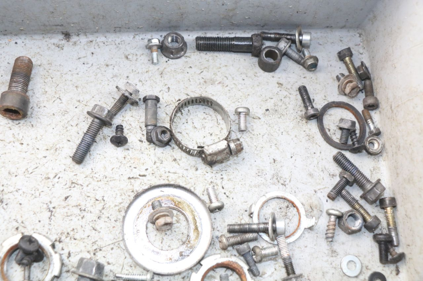 photo de SCREW FASTENER BAG YAMAHA BW'S 50 (2004 - 2017) - Zoom on usage condition