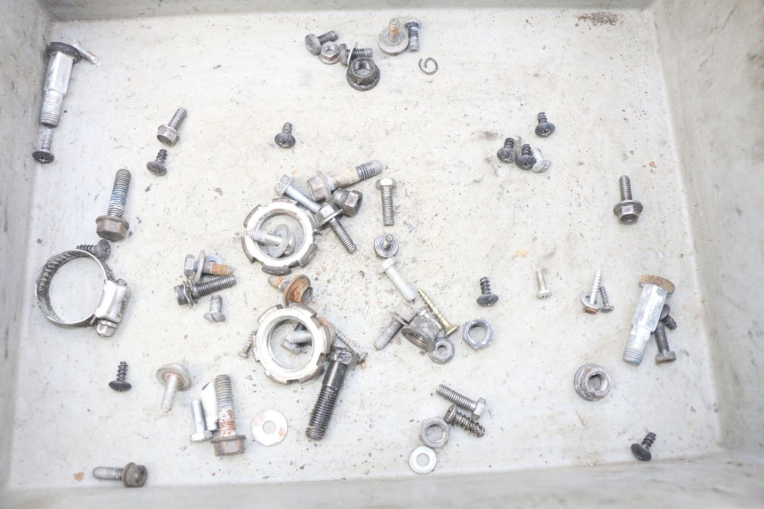 photo de SCREW FASTENER BAG YAMAHA BW'S NAKED 50 (2008 - 2019) - Main view