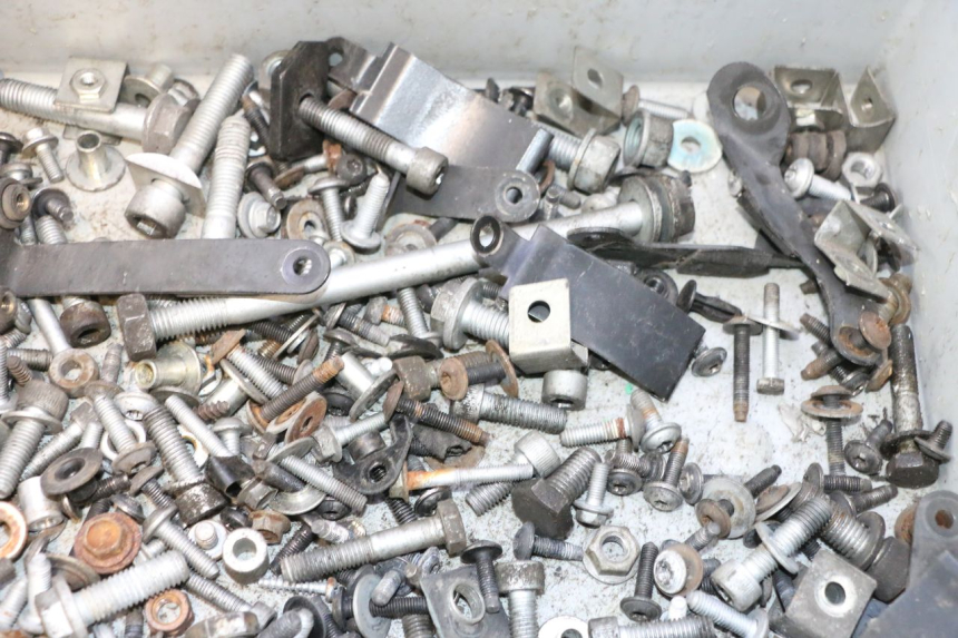 photo de SCREW FASTENER BAG BMW C1 125 (2000 - 2003) - Zoom on usage condition