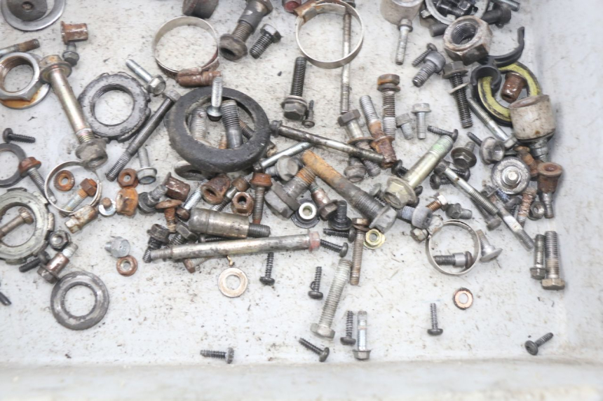 photo de SCREWS BAG HONDA CBR F SC21 1000 (1986 - 1992) - Zoom on usage condition