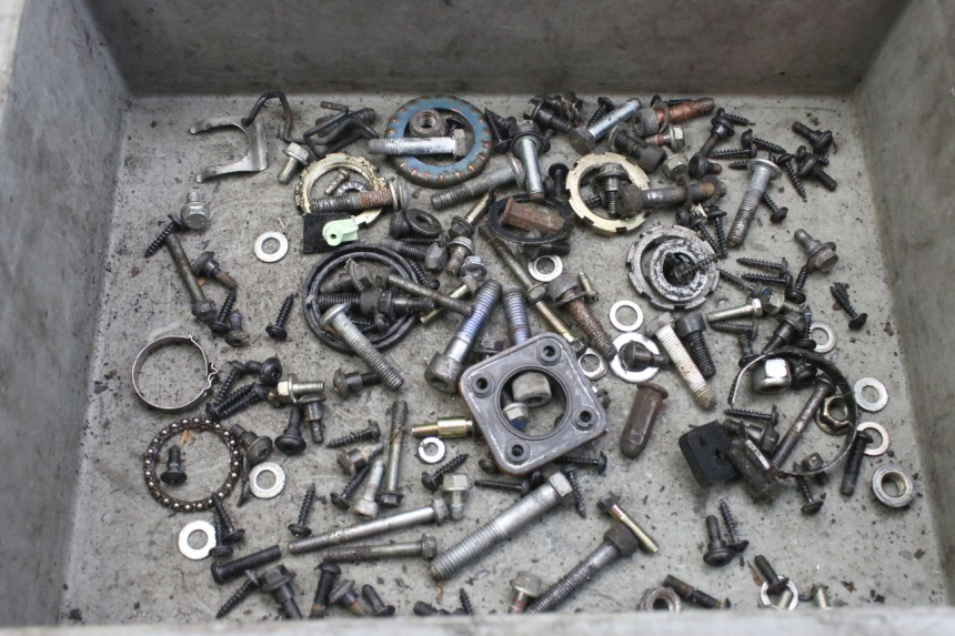 photo de SCREW FASTENER BAG PEUGEOT CITYSTAR 50 (2013 - 2017) - Main view