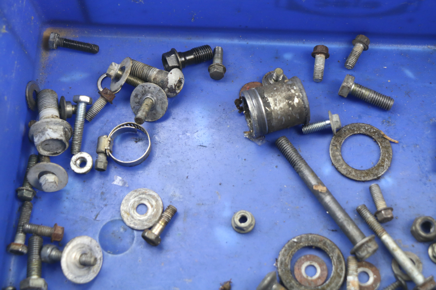 photo de SCREWS BAG HONDA CR 125 (2000 - 2001) - Component detail