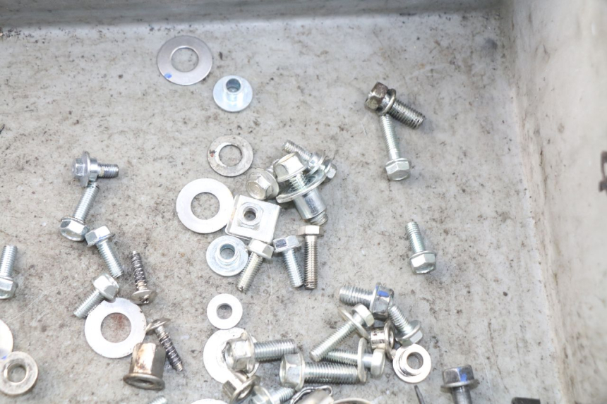 photo de SCREWS BAG HONDA CRF-F CRF F 110 (2019 - 2022) - Alternative perspective